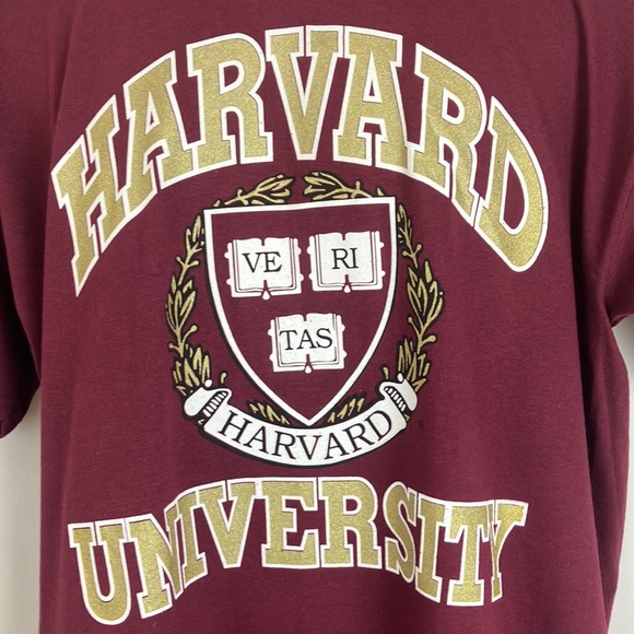 Harvard University Maroon Short Sleeve T-Shirt Mens size large - Picture 2 of 7